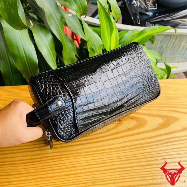 Clutch doanh nhân da bụng cá sấu CGA8 màu đen cao cấp nhiều ngăn tiện dụng.