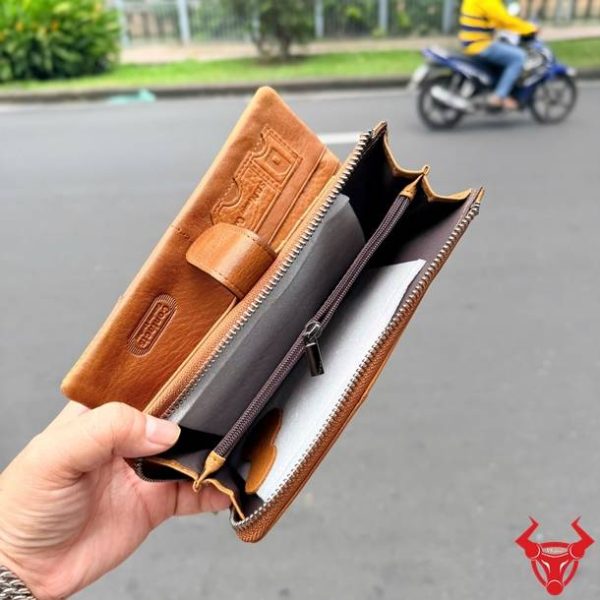 Ví nữ dáng dài VICT02 da bò màu nâu bò cao cấp, thiết kế hiện đại.