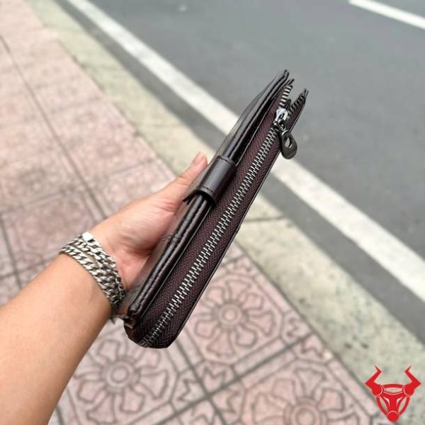 Ví cầm tay nữ dáng dài VICT02 da bò màu nâu đen cao cấp dành cho phái đẹp.