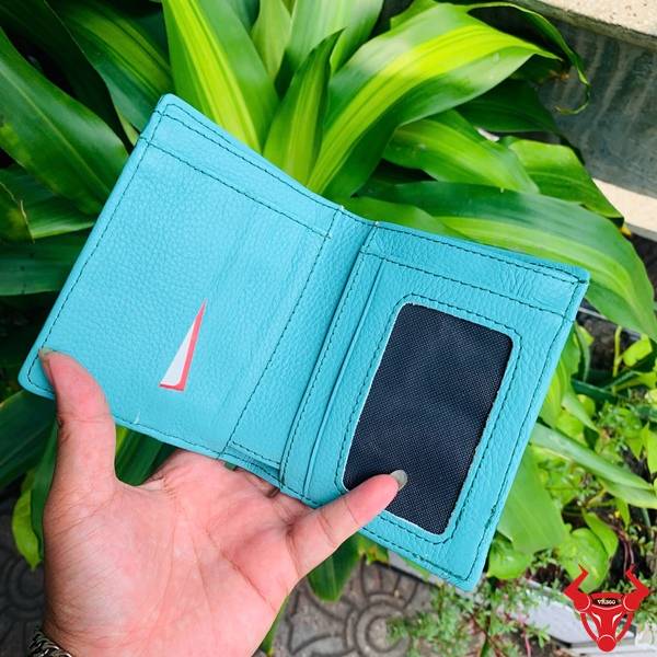 Hình ảnh Ví Nam Form Đứng Da Bụng Cá Sấu VJA8 màu xanh lam với thiết kế sang trọng và chất liệu da thật.