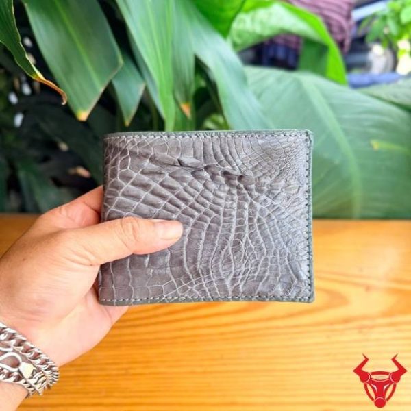 Ví Nam Da Cá Sấu Gai Tay VBA5 màu xám bền đẹp và thời trang.