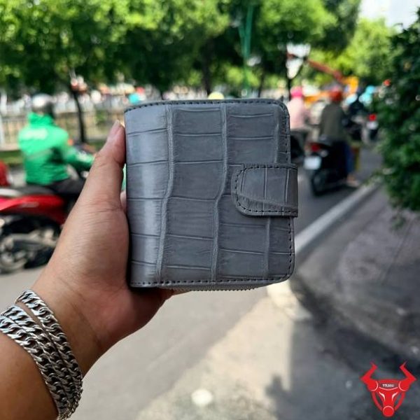Ví Nữ VRBA8 Da Cá Sấu Bụng Màu Xám Thời Trang Đa Dụng Ví nữ da bụng cá sấu màu xám VRBA8 thanh lịch đa dụng