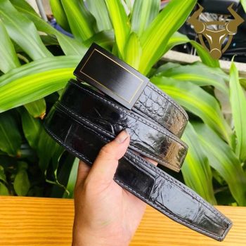 Thắt Lưng Da Cá Sấu May Viền Liền Khóa Ray Trượt FAA9B2