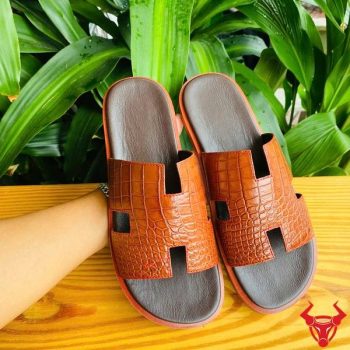 Dép Chữ H Da Bụng Cá Sấu DJA8 Màu Nâu Bò