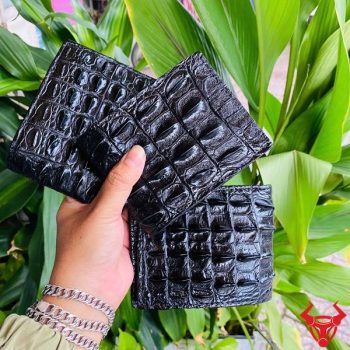 Ví Da Cá Sấu Gai Lưng 2M VCA1 Màu Đen