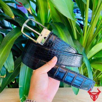 Thắt Lưng Liền Da Bụng Cá Sấu Bản 3.8cm Màu Đen Khóa Kim