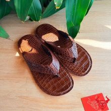 Dép kẹp da cá sấu size 42 cho nam.