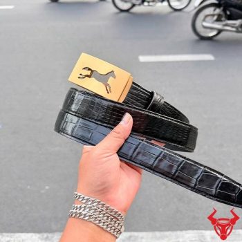 Thắt Lưng Nam Da Cá Sấu Liền Bụng Mặt Khóa Thép Con Ngựa TSK4
