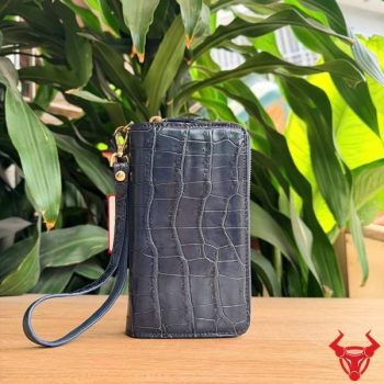 Ví Cầm Tay 2 Ngăn Da Bụng Cá Sấu BEA8 Màu Xanh Navy