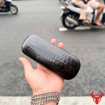 Hộp Đựng Mắt Kính Bọc Da Cá Sấu Màu Đen Đẳng Cấp Thời Trang