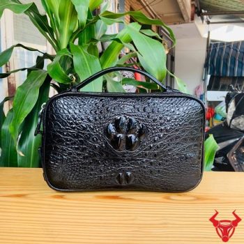 Túi Clutch Golf Xách Tay 2 Ngăn Da Gù Cá Sấu CJA4 Màu Đen