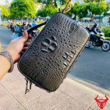 Túi Clutch Golf xách tay da gù cá sấu CJA4 màu xám cao cấp với thiết kế sang trọng.