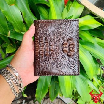 Ví Nam Form Đứng Da Cá Sấu Nguyên Con Nhỏ VJA7 Màu Nâu Đất