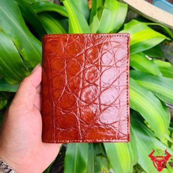 Ví Nam Form Đứng Da Bụng Cá Sấu VJA8 Màu Nâu Đỏ