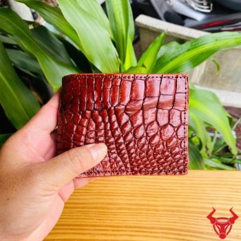 Ví Nam Mini Da Cá Sấu Gai Tay VFA5 Màu Nâu Đỏ