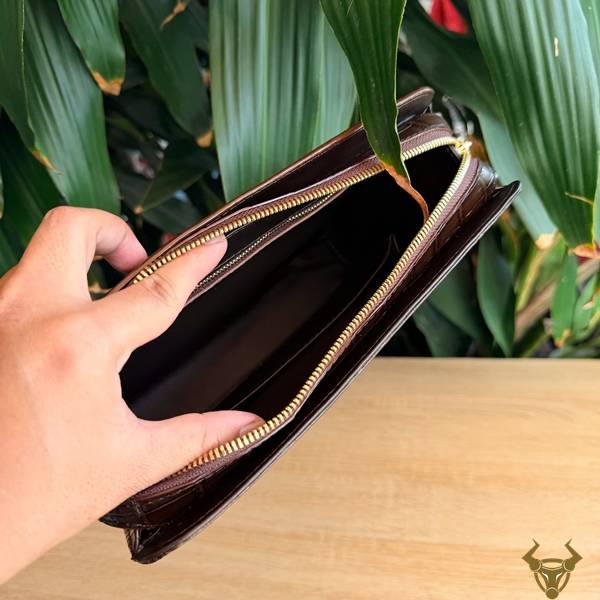 Clutch cầm tay CKCA8 da bụng cá sấu tinh tế