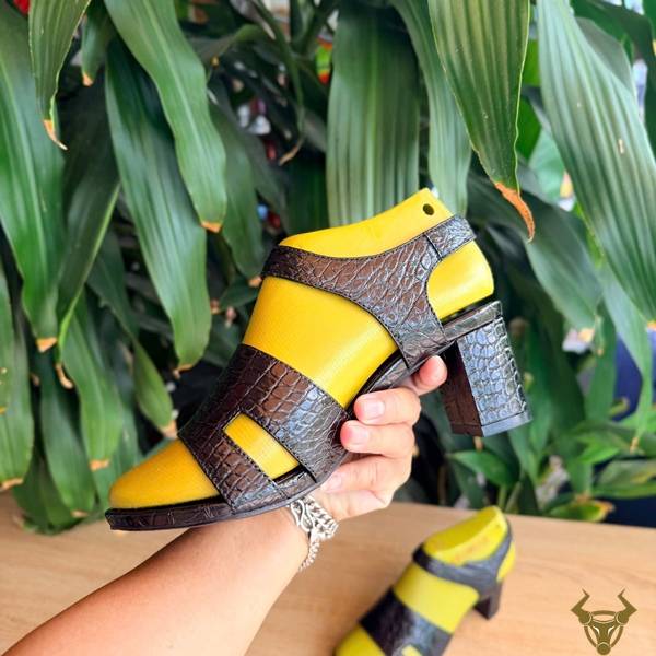 Dép Sandal Da Cá Sấu DJEA8 Tôn Vẻ Đẹp Quý Phái Dép sandal cao gót DJEA8 da cá sấu đen thời trang