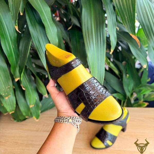 Dép Sandal Nữ DJEA8 Da Cá Sấu Thật Sang Trọng Dép sandal nữ DJEA8 cao gót làm từ da cá sấu thật