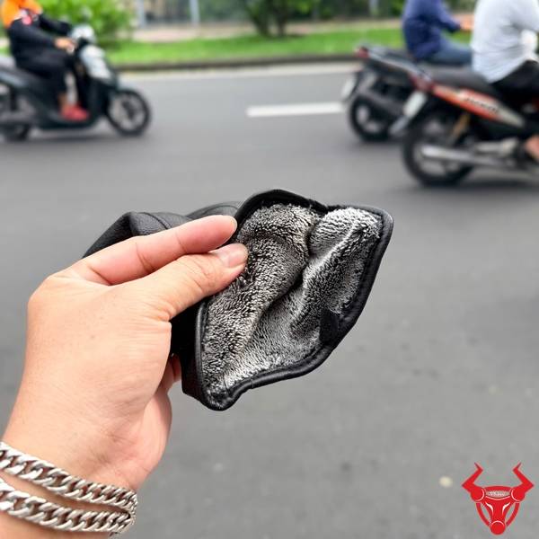 Găng tay nam da dê GT50-C kiểu khóa gài lót lông giữ nhiệt