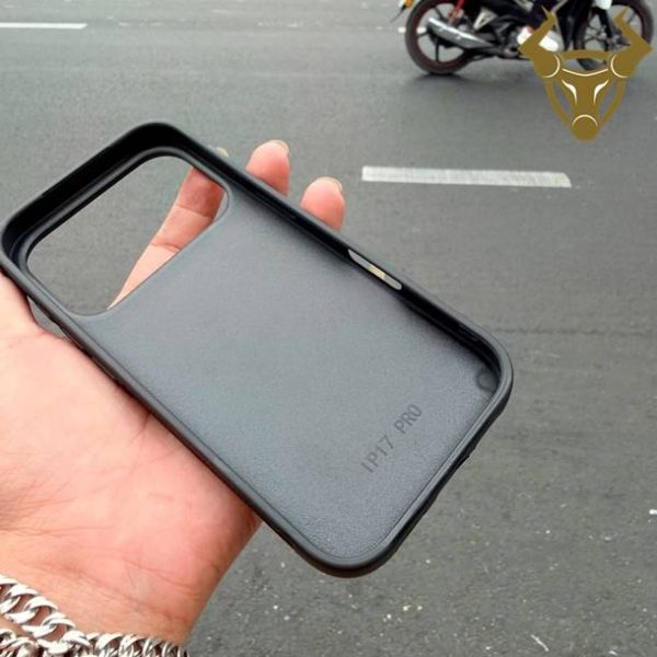 Ốp lưng iPhone 17 Pro ELDA21 da cá sấu 8 gù sang trọng