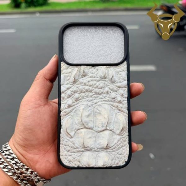 Ốp lưng iPhone 17 Pro ELDA21 da cá sấu bạch tạng cao cấp