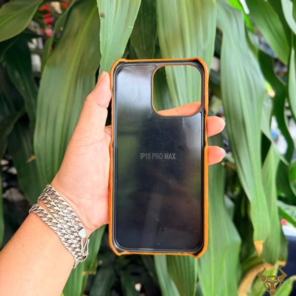 Ốp lưng da cá sấu iPhone 15 Pro Max EXEAA8 màu cam