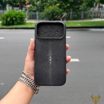 Ốp Lưng iPhone 17 Pro Max Da Cá Đuối Full Viền Phong Cách