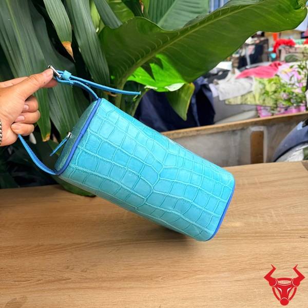 Túi Clutch Nam Da Cá Sấu Xanh Lam Phong Cách Khác Biệt Túi clutch nam da cá sấu xanh lam thời trang