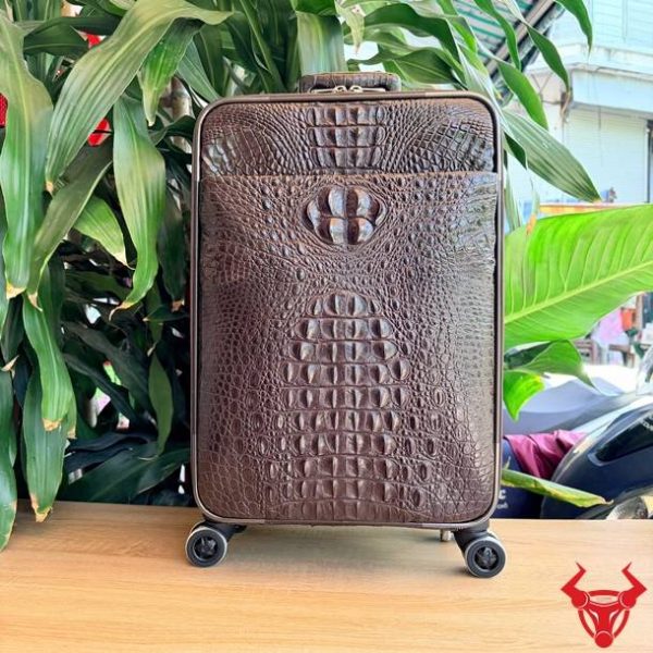 Vali Da Cá Sấu Gù Size 50 Phong Cách Không Đại Trà Vali du lịch da cá sấu gù Size 50 khẳng định đẳng cấp