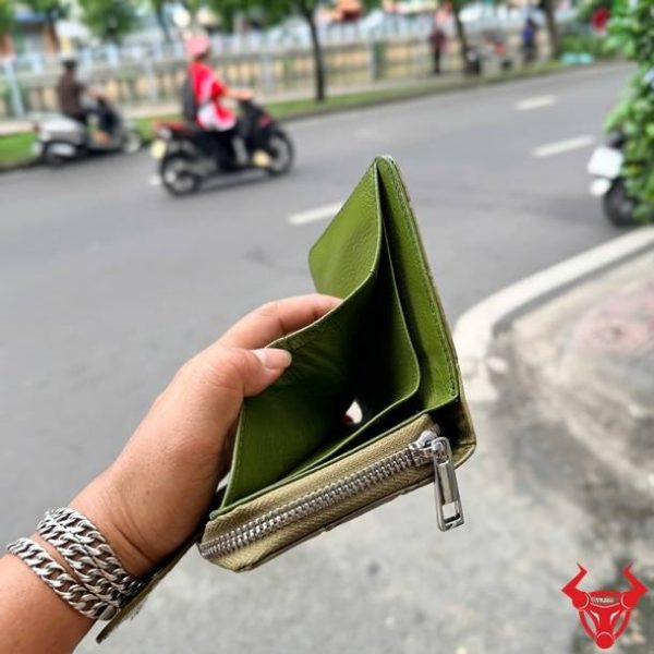 Ví nữ VRBA8 dáng đứng da cá sấu màu xanh rêu tiện dụng