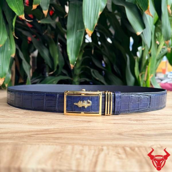Thắt Lưng Nam TLA9B4 Màu Xanh Navy Bản 4cm Thời Trang Thắt lưng nam da bụng cá sấu xanh Navy bản 4cm TLA9B4 sang trọng